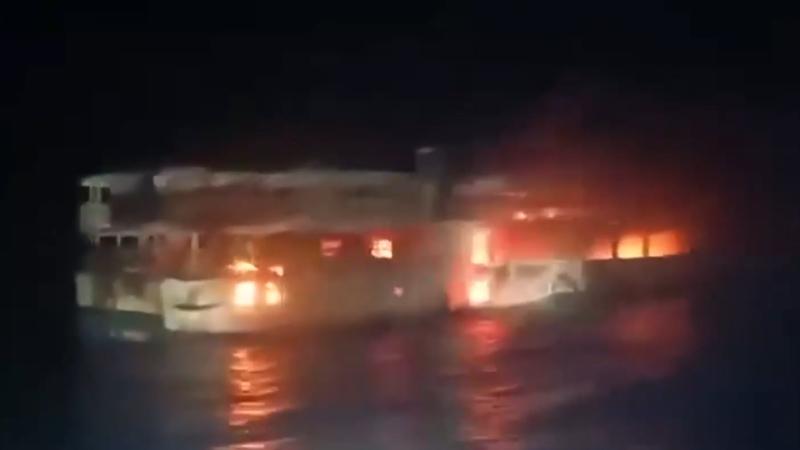 Teletrece - Ferry se incendió en Filipinas