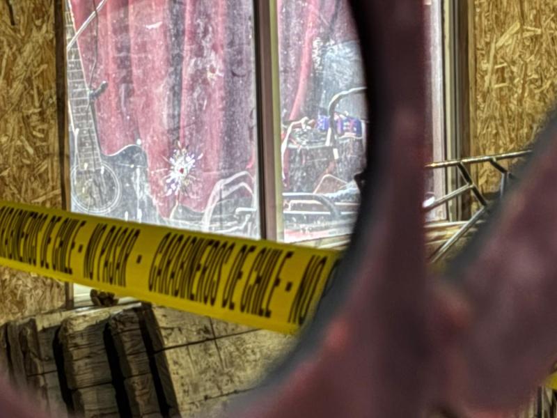 Balacera en Colina deja al menos cuatro heridos: disparos alcanzaron a personas que estaban al interior de una iglesia