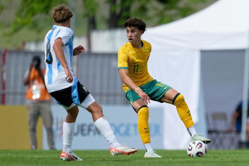 IG @jetzenlopez - Nació en Australia y aún no debuta como profesional: Quién es Jetzen López, la gran sorpresa de Córdova en La Roja