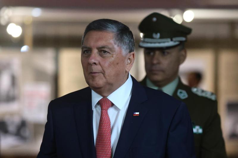 Aton- Biministro Claudio Alvarado