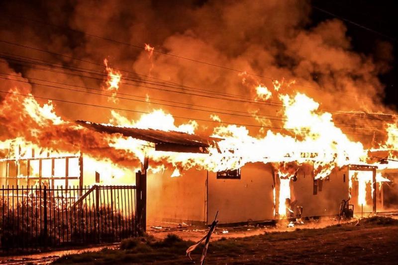 Incendio en hogar de ancianos en La Araucanía: cuidadora no era TENS y surgen dudas por su funcionamiento - Aton