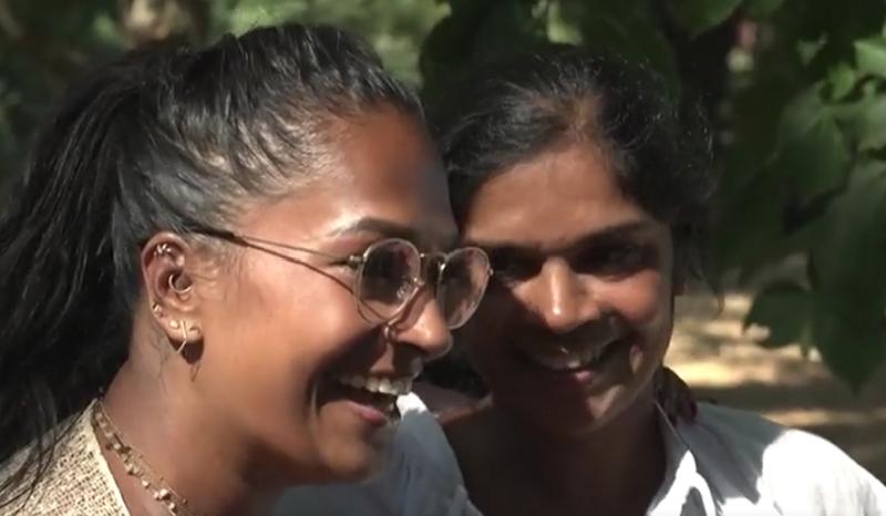 Reuters - Meena y Minal