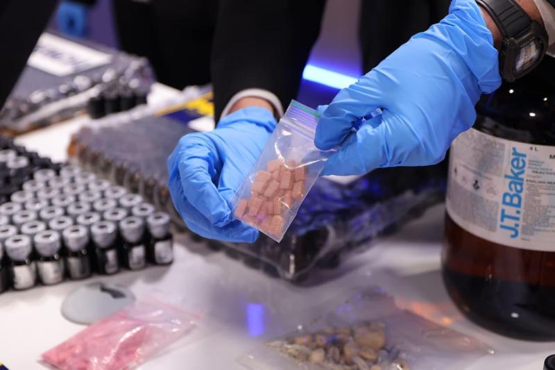 PDI - Desarticulan laboratorio de drogas en Quintero: detienen a ingeniero bioquímico que lo lideraba