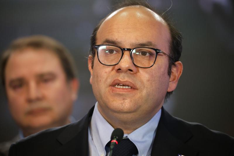 Aton- Subsecretario Máximo Pavez