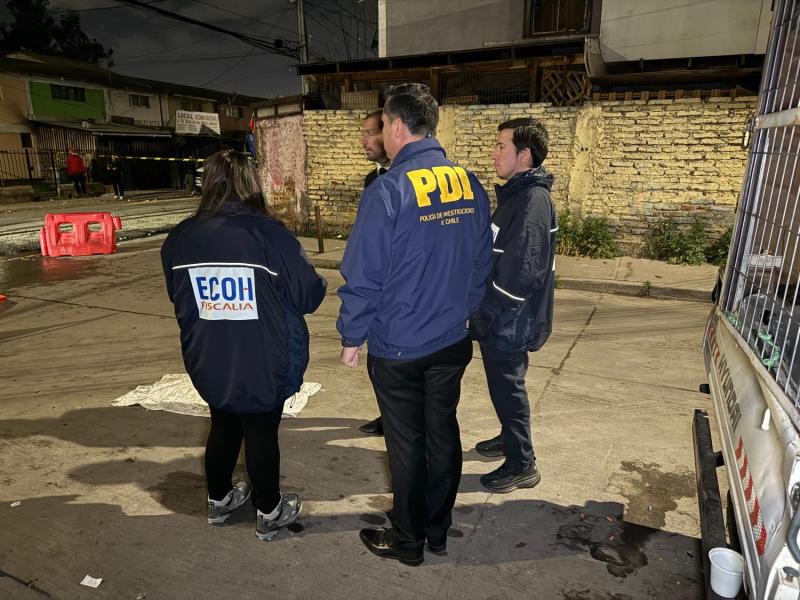 Adolescente muere tras ser baleado en plena vía pública en La Pintana: su hermano permanece en riesgo vital