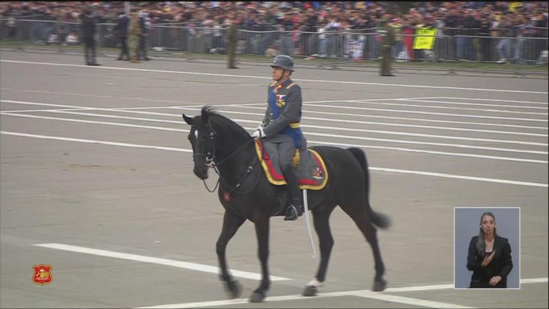 General García-Huidobro junto a "Legado" - T13