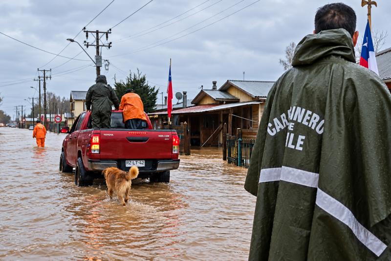 Agencia UNO - Suspenden clases en toda la comuna de Arauco por fuertes lluvias: hay rutas cortadas y viviendas afectadas