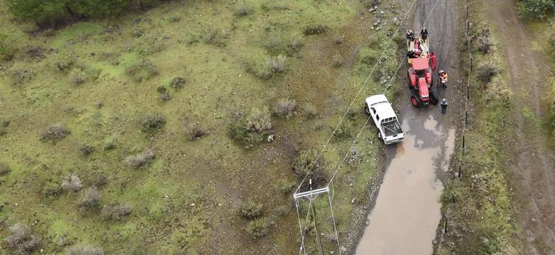 Rescatan cuerpo de adulto mayor con un tractor en el Biobío - T13