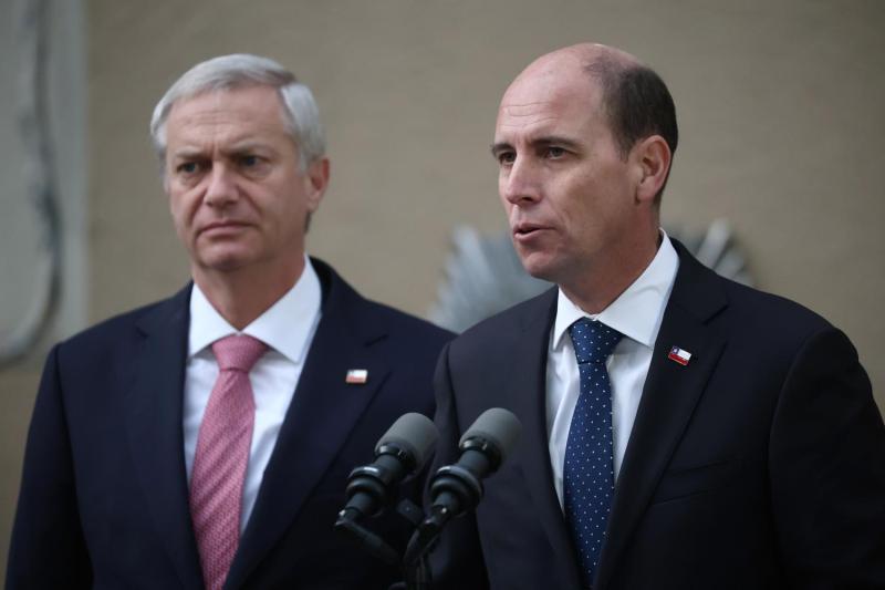 Aton- Presidente José Antonio Kast y ministro Martín Arrau