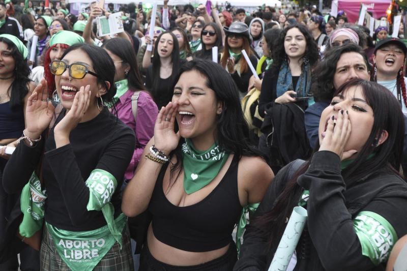 AFP - Colombia: Mujeres se manifiestan en defensa del derecho al aborto
