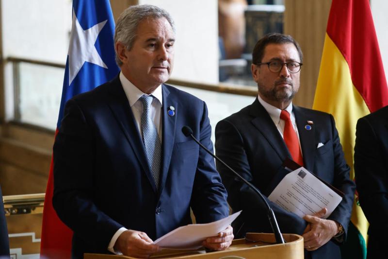 Aton- Cancilleres Pablo Quirno y Francisco Pérez Mackenna