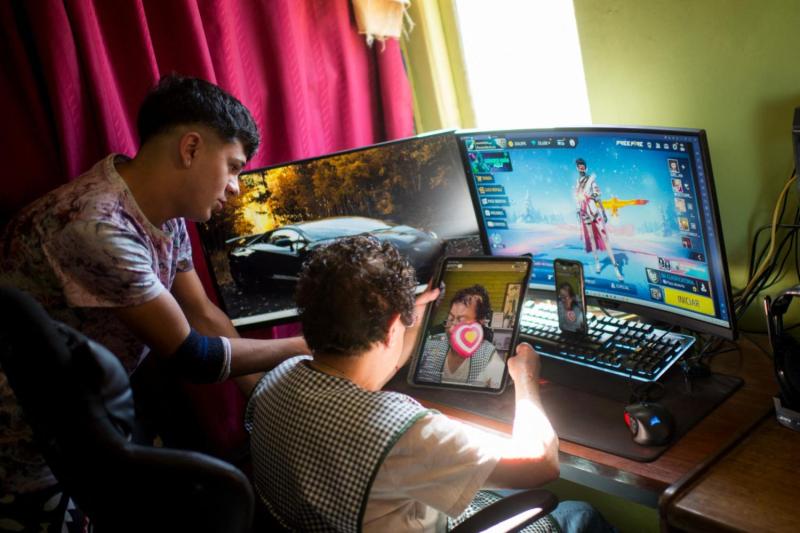 AFP - Muere “Mami Nena”, la 'abuela gamer' de Llay Llay que se volvió un fenómeno mundial tras la muerte de su esposo