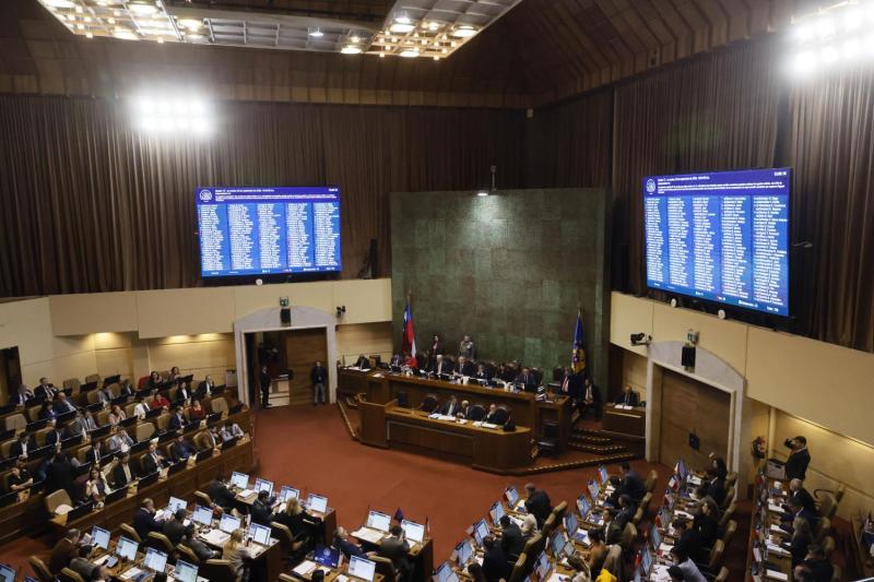 Aprueban proyecto que modifica requisitos para formar partidos políticos - Aton