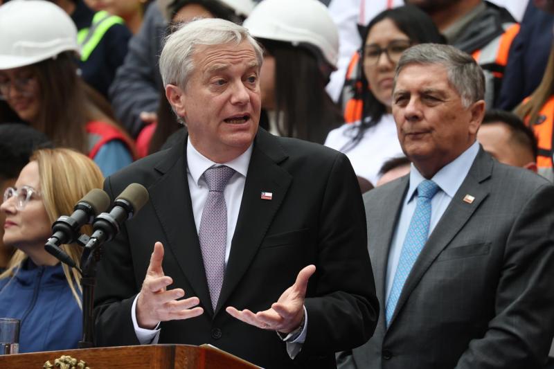 Aton - Kast insiste en que está dispuesto a retirar reforma de seguridad para llegar a acuerdo