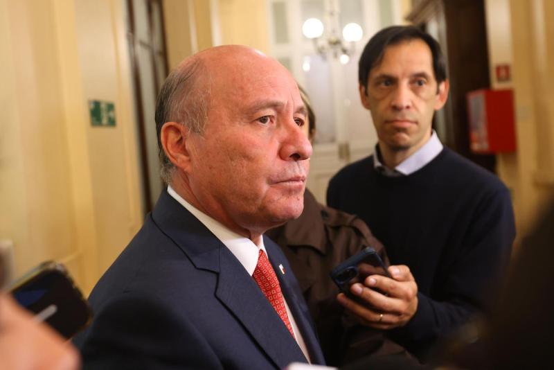 Aton- Ministro Jorge Quiroz
