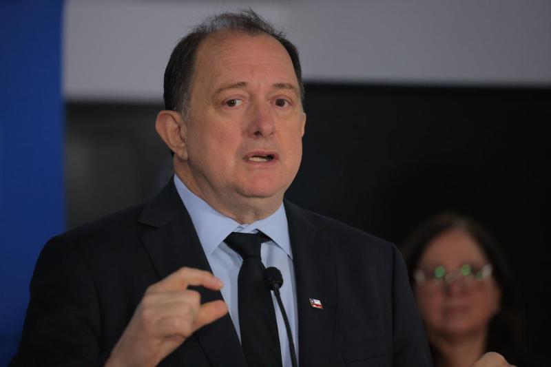 Aton - Iván Poduje