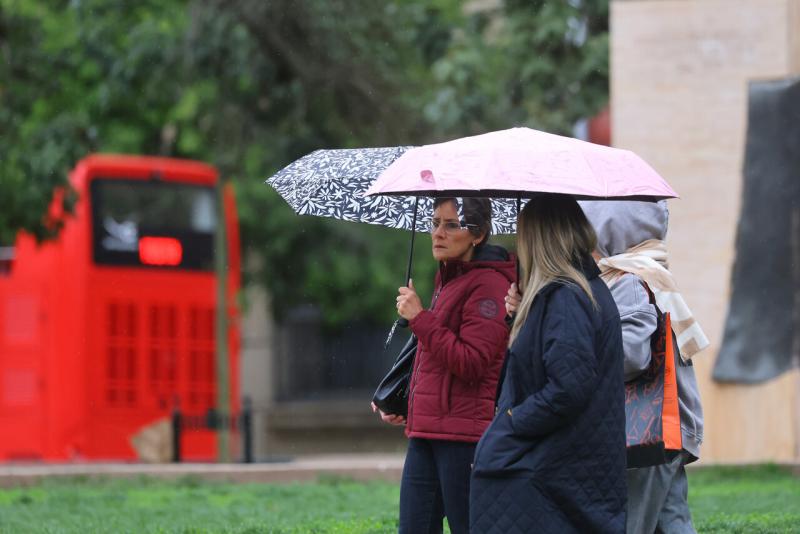 Aton - Lluvia en Santiago