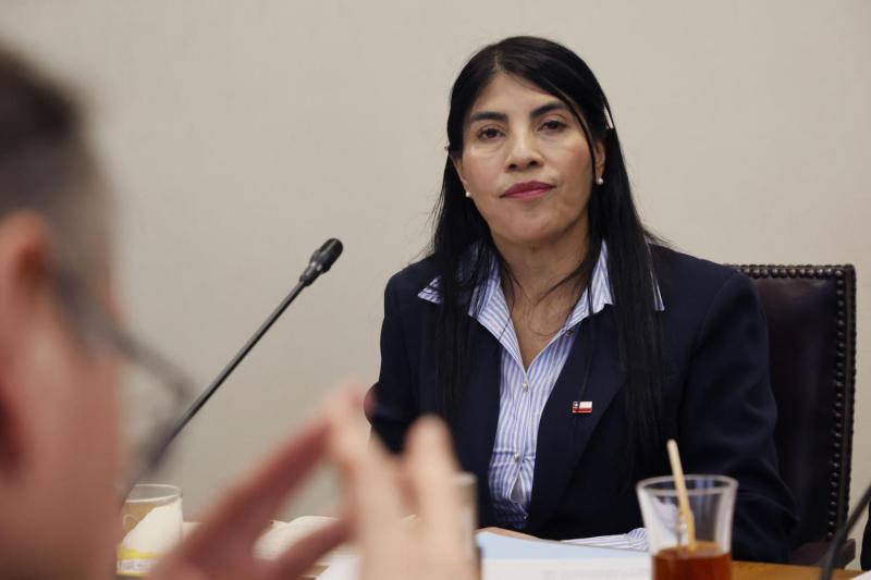 Reducen presupuesto de Ciencias en 7,4% para el 2027: Gobierno recorta casi $2.000 de Becas Chile - Aton