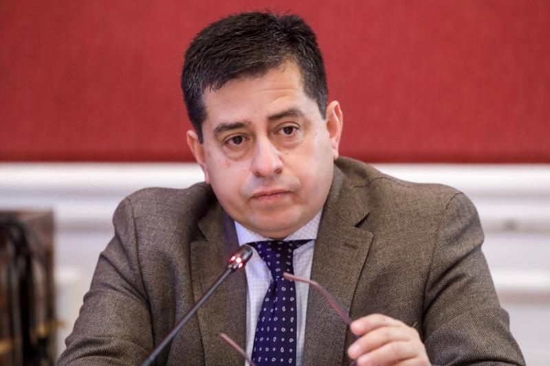 Agencia Uno - Senador Pedro Araya