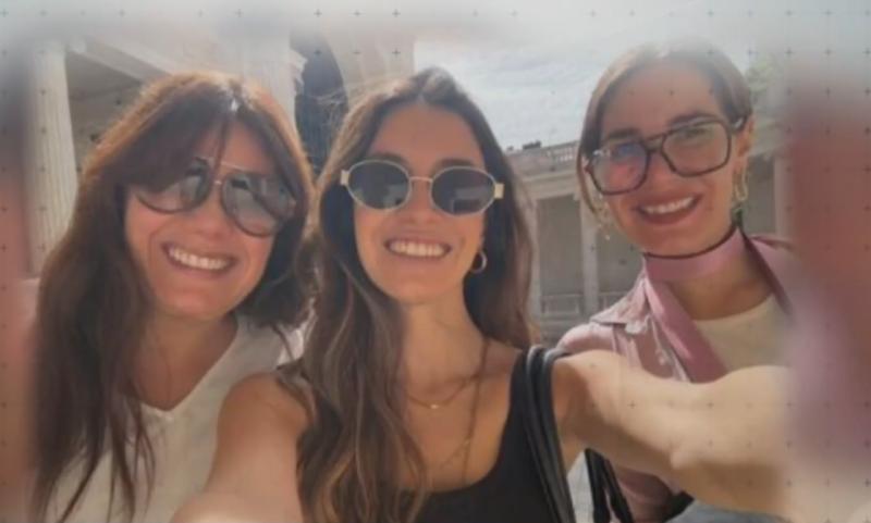 T13 - Ex ministra Javiera Blanco y sus hijas, Antonia e Ignacia
