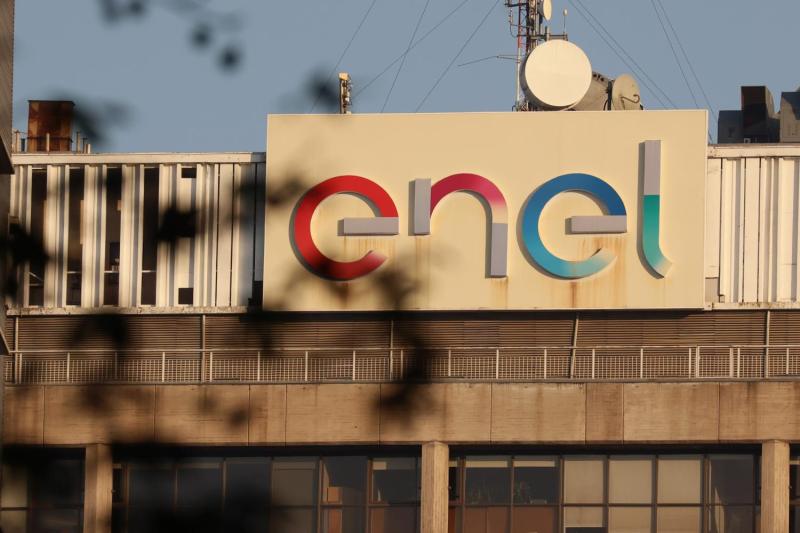 Aton - El caso de un jubilado que lleva más de un año reclamando a Enel por millonaria cuenta de luz