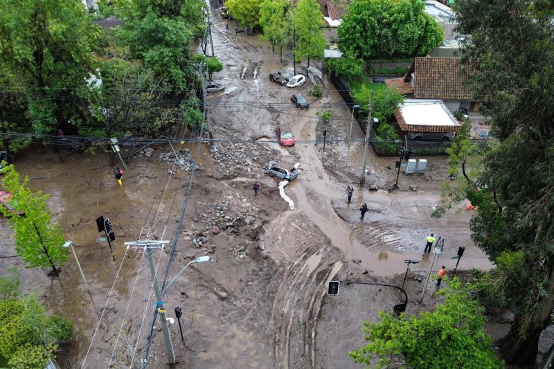 Aton- Aluvión en Las Condes