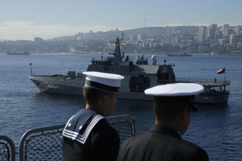 Detienen a dos nuevos funcionarios de la Armada por violación grupal en Rapa Nui - referencial Agencia Uno