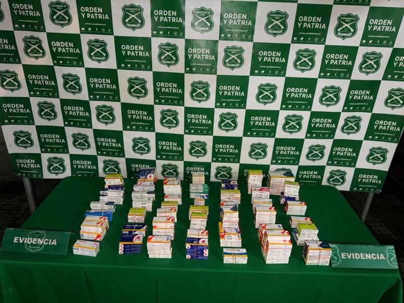 Cuatro detenidos y más de $7 millones en cigarrillos y medicamentos fueron incautados en Lo Prado