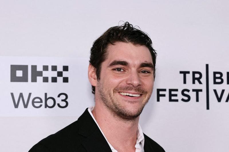 AFP - RJ Mitte