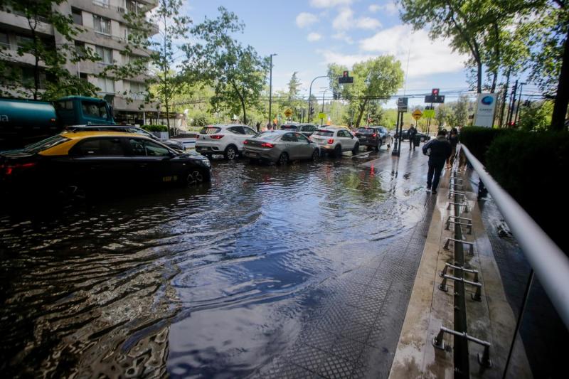 Agencia Uno - Lluvia en Santiago