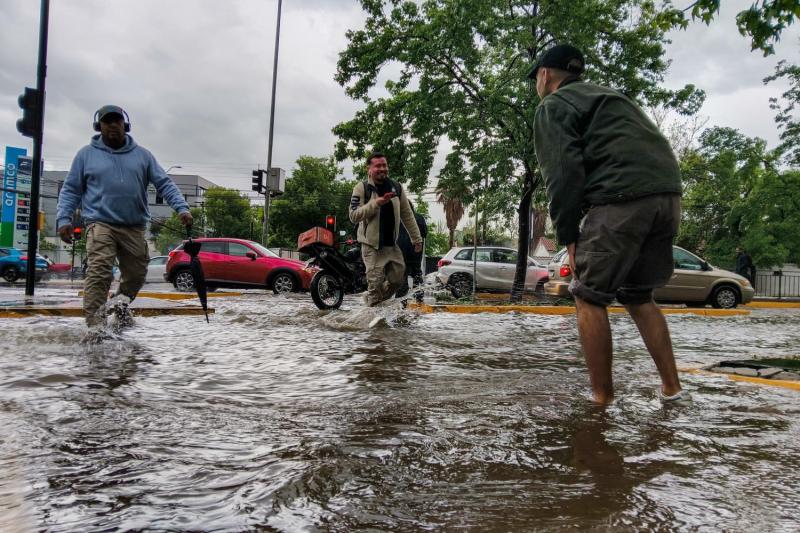 Agencia Uno - Inundación en Santiago