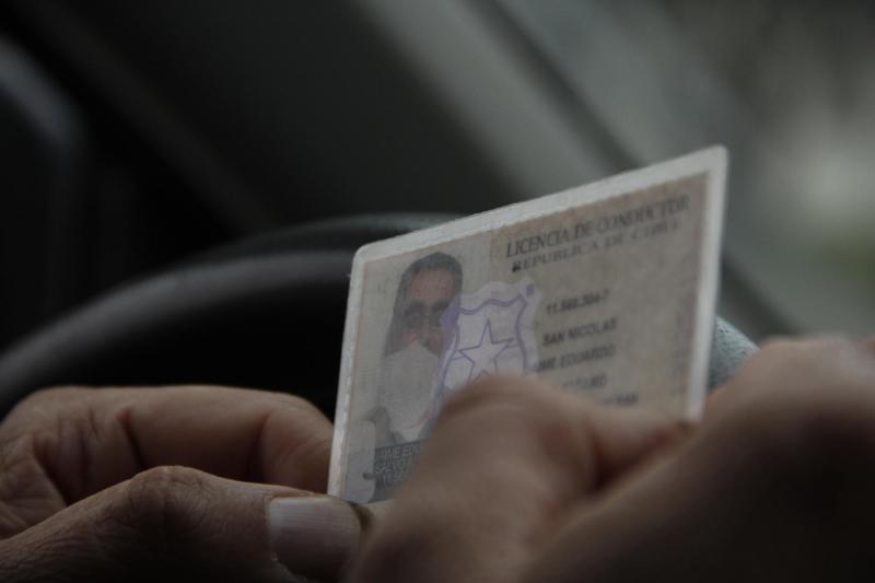 Agencia Uno - Contraloría detecta más de 70 mil exámenes para licencias de conducir aprobados en menos de un minuto en Antofagasta