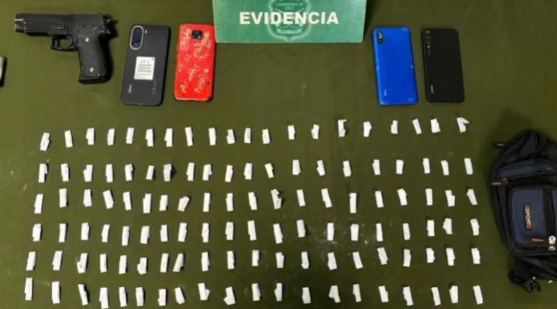 Operativo en Bajos de Mena: tres detenidos tras detectar presunta venta de droga