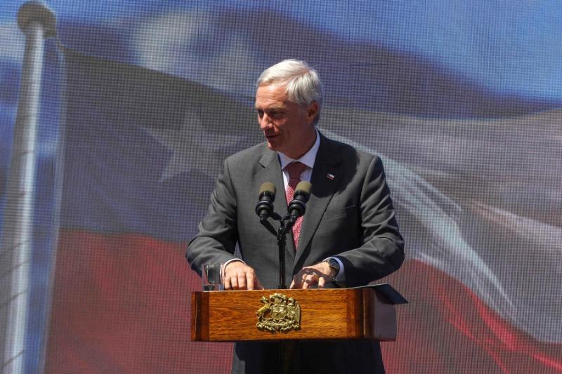 Desaprobación al Presidente Kast baja 4 puntos - Agencia Uno