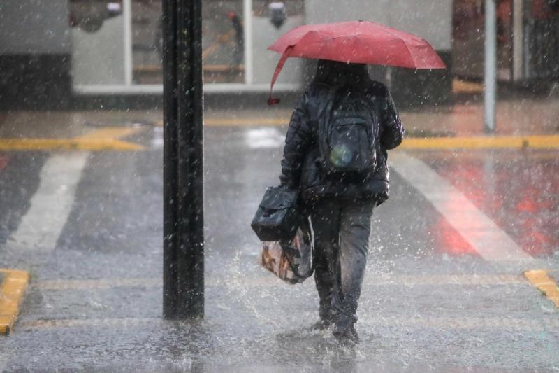 Los pulsos de lluvia más intensos para este martes - Agencia Uno