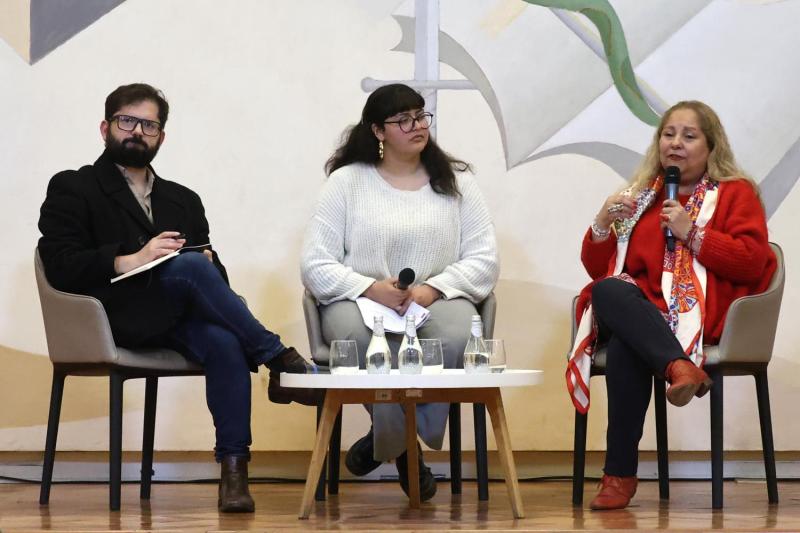 Aton- Expresidente Boric intervino en la ceremonia por los 120 años de la FECh