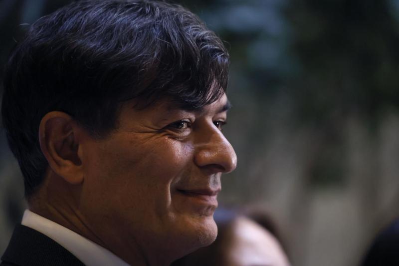 Parisi cuestiona a las AFP por desplome del fondo E - Aton