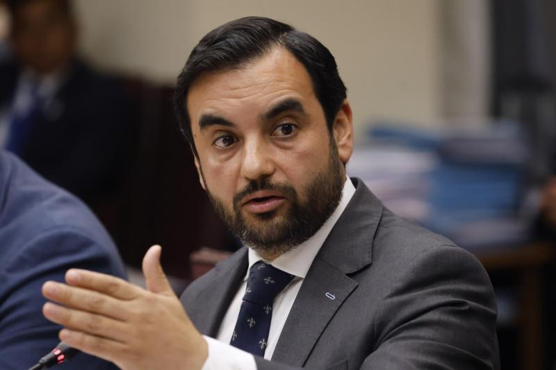Aton- Gajardo defendió "doctrina" del Ministerio ante casos de delitos sexuales contra menores