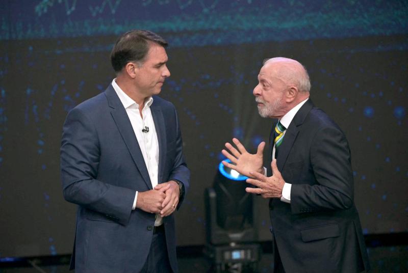 El último debate entre Lula y Bolsonaro - AFP