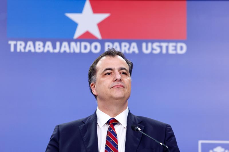 Aton - Vocero de Gobierno, Gonzalo Arenas