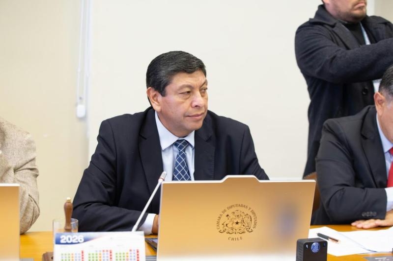 El diputado Cristián Tapia anunció que está preparando una querella por las graves irregularidades que constataron en la investigación parlamentaria.