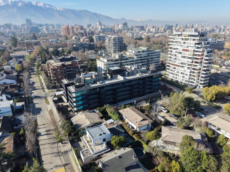 Tattersall - Rematarán edificio en exclusivo sector de Vitacura