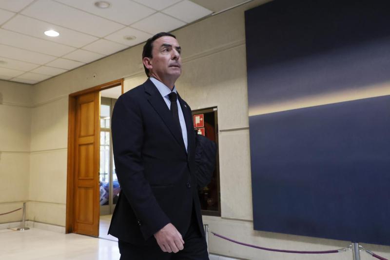 Aton- Ministro Fernando Rabat