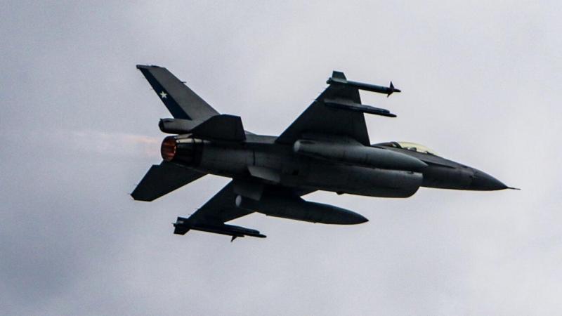 Agencia Uno - Aviones de la FACh sobrevolarán en Santiago