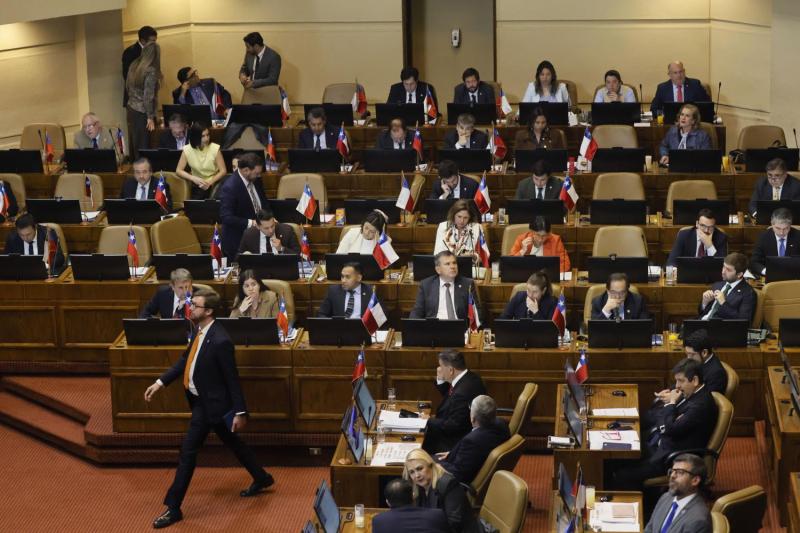 Aton- Diputados oficialistas