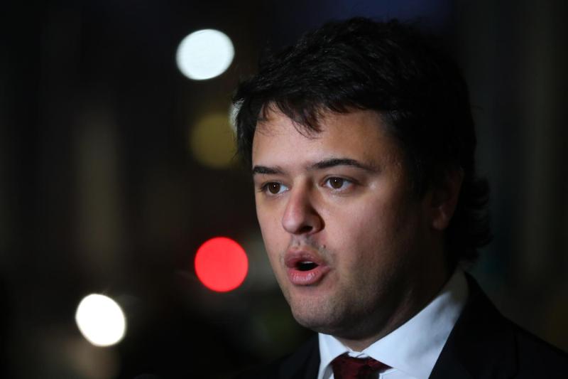 Aton- Diputado Eduardo Cretton