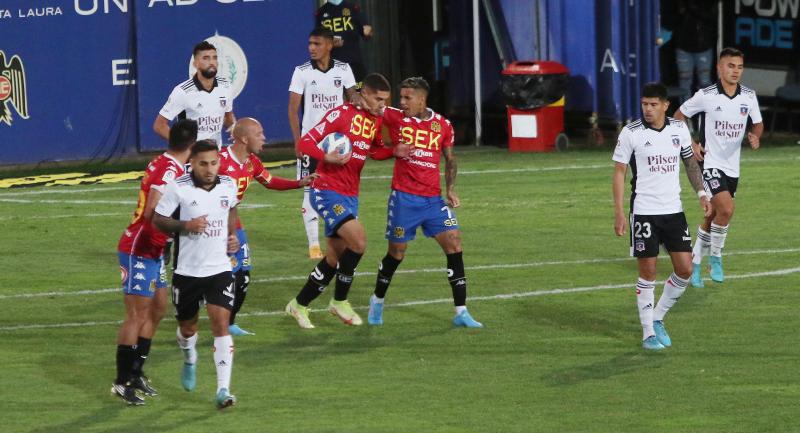 Como visitante, Colo Colo ha convertido 9 goles y recibido 5 tantos.