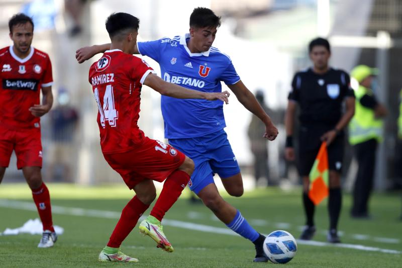 Bastián Tapia, jugador de la U.
