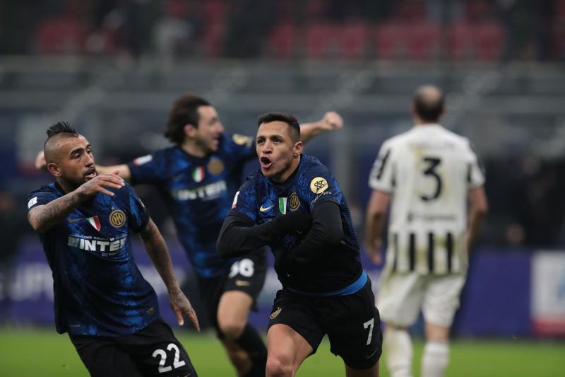 Alexis tras marcarle a Juventus.