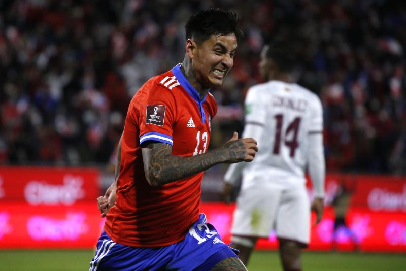 28 años, volante del Galatasaray de la Liga Turca